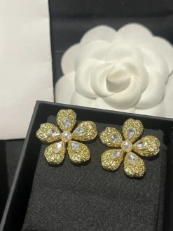 CHANEL Earrings E020260228007149