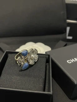 Alternative view of CHANEL Rings F020260228005749