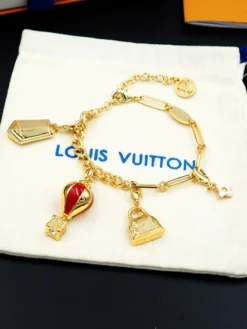 Alternative view of LV Bracelets G020260228000159