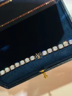 Alternative view of LV Bracelets H020260228010359