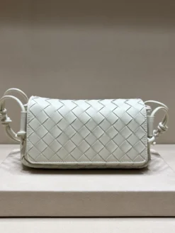 BOTTEGA VENETA Shoulder & Crossbody 21x11x9cm G00202604010045249