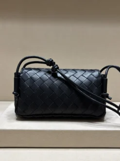 Alternative view of BOTTEGA VENETA Shoulder & Crossbody 21x11x9cm G00202604010046249