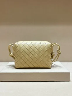Alternative view of BOTTEGA VENETA Top-Handle & Tote 6cm E50202604010051199