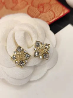 CHANEL Earrings E020260401055549