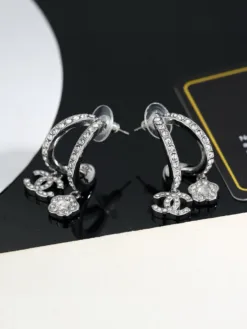 CHANEL Earrings E520260401064349