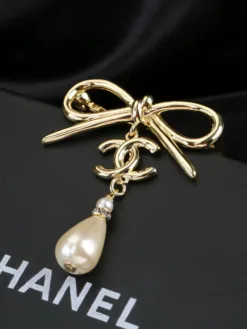 CHANEL Pins & Brooches D520260401060249