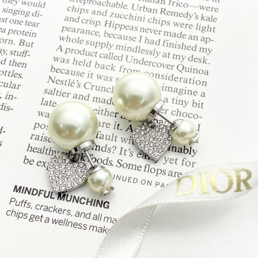 DIOR Earrings F520260401043549 - Image 3
