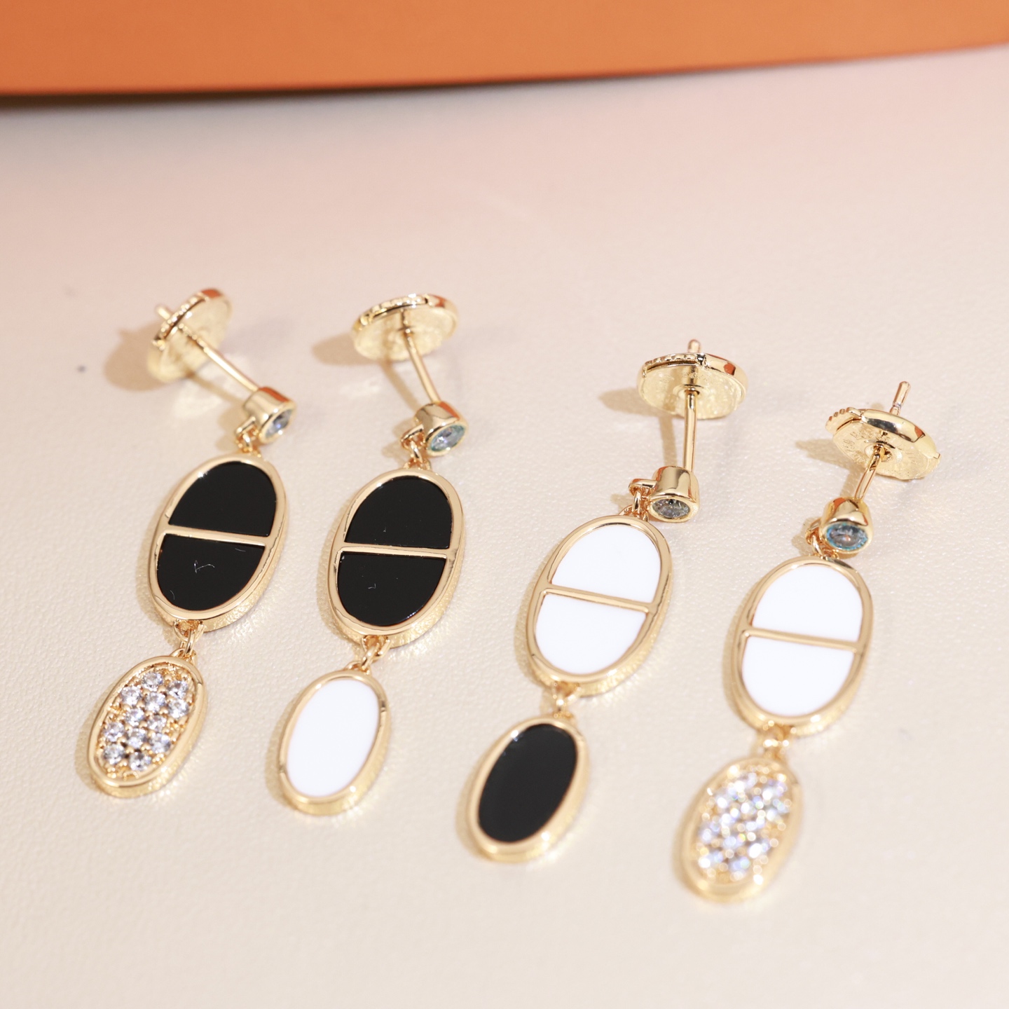 HERMES Earrings F520260401044649 - Image 6