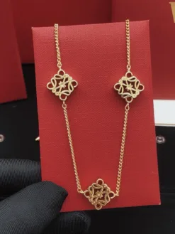 Alternative view of LOEWE Necklaces F020260401061049