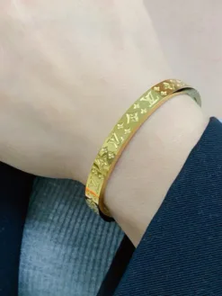 LV Bracelets E020260401040249