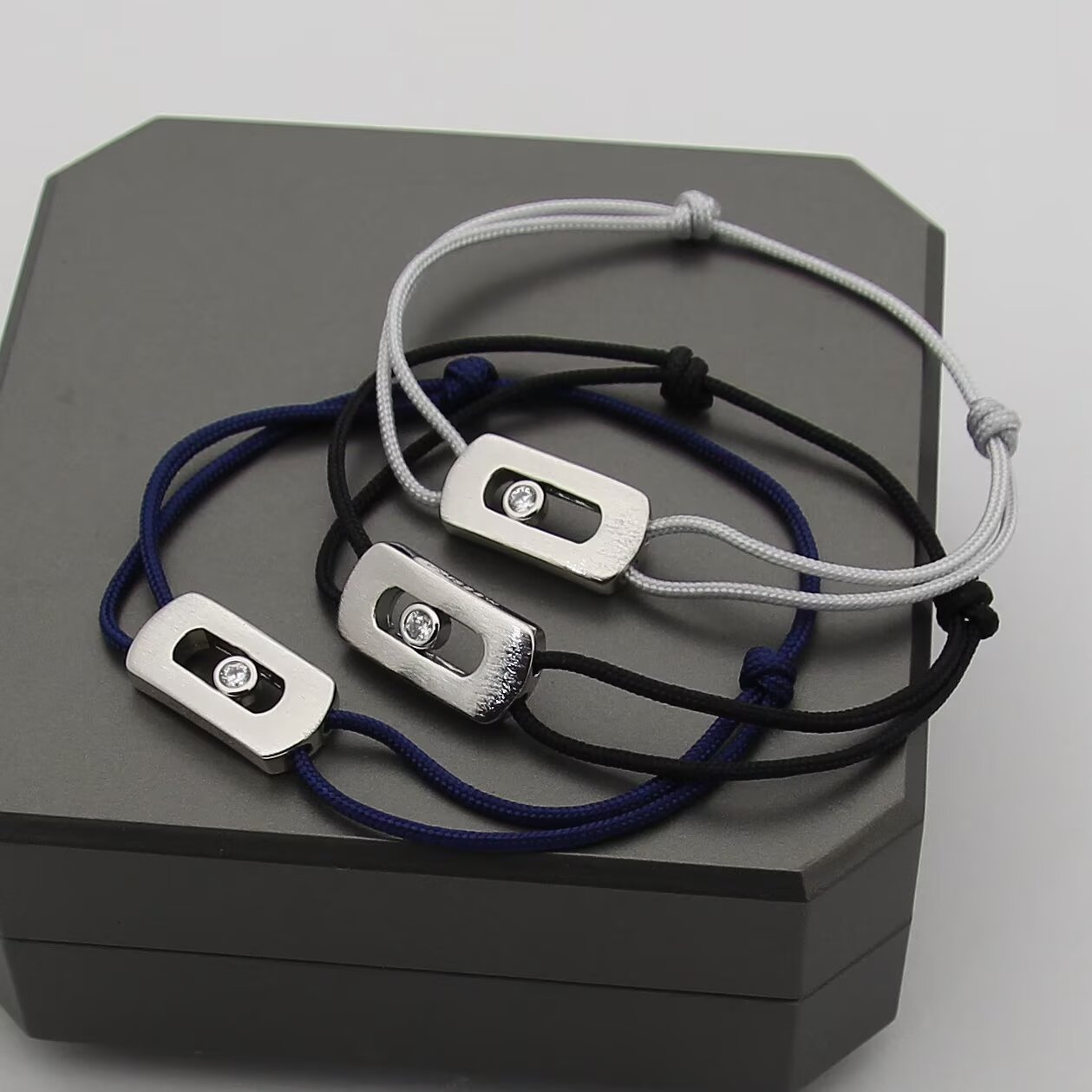 Uncategorized Bracelets D520260401046649 - Image 4