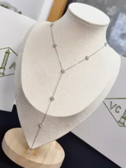 Alternative view of Uncategorized Necklaces A1520260401064569