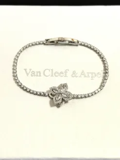 VCA Bracelets A1520260401066169