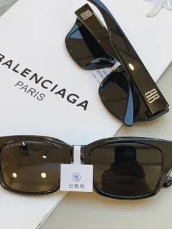 BALENCIAGA Glasses & Sunglasses A2520260504345869