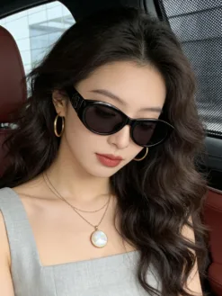 BALENCIAGA Glasses & Sunglasses G020260504405659
