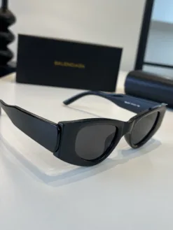 BALENCIAGA Glasses & Sunglasses G020260504898059