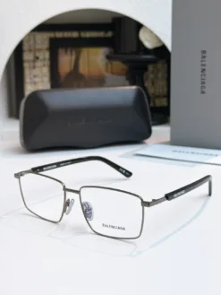 BALENCIAGA Glasses & Sunglasses I520260504737259