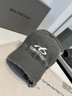 BALENCIAGA Hats & Caps D520260503408649
