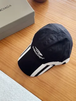 Alternative view of BALENCIAGA Hats & Caps D520260503670849