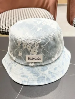 BALENCIAGA Hats & Caps F520260503684849