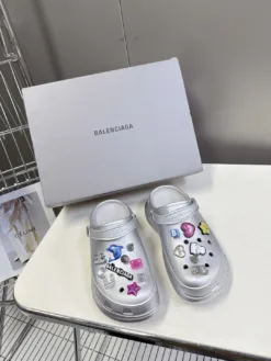 BALENCIAGA Sandals & Slides EU35-39 B80202605033118129