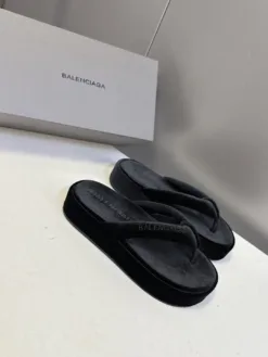 Alternative view of BALENCIAGA Sandals & Slides EU35-41 B40202605030335109