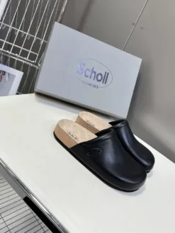 Alternative view of BALENCIAGA Sandals & Slides EU35-44 B90202605033122129