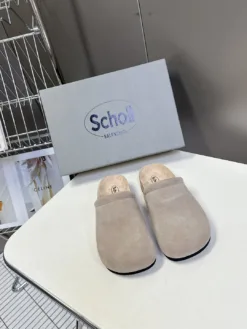 BALENCIAGA Sandals & Slides EU35-44 B90202605033123129