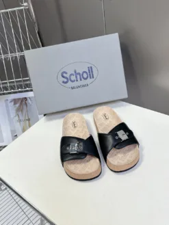 BALENCIAGA Sandals & Slides EU39-44 B70202605033125119