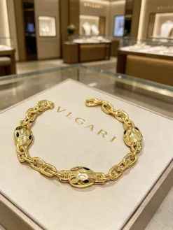 Alternative view of BOTTEGA VENETA Bracelets I520260504010759