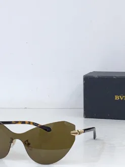Alternative view of BOTTEGA VENETA Glasses & Sunglasses A3520260504264369
