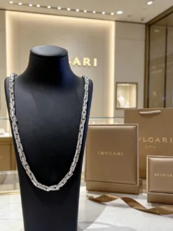 BOTTEGA VENETA Necklaces A2520260504013369