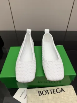 BOTTEGA VENETA Uncategorized Shoes EU35-40 C70202605032011149