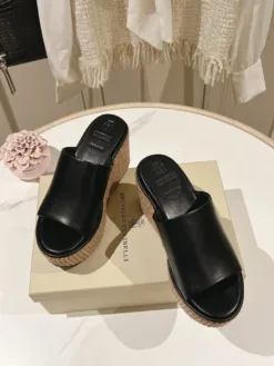 Alternative view of BRUNELLO CUCINELLI Heels EU35-42 C40202605030097139