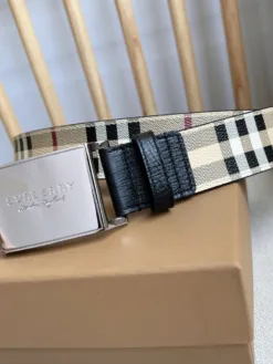 Alternative view of BURBERRY Belts Unisex A8020260504046489