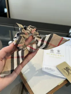 Alternative view of BURBERRY Hair Accessories D520260503044549