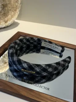 BURBERRY Hair Accessories D520260503050249