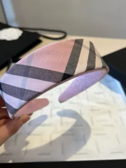 BURBERRY Hair Accessories E020260503050149