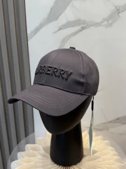 BURBERRY Hats & Caps C820260503674349