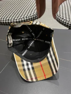 Alternative view of BURBERRY Hats & Caps E520260503647649