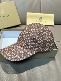 BURBERRY Hats & Caps F020260503164749