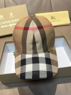 BURBERRY Hats & Caps F520260503082849