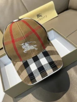 BURBERRY Hats & Caps F520260503233149