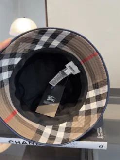 Alternative view of BURBERRY Hats & Caps F520260503290549