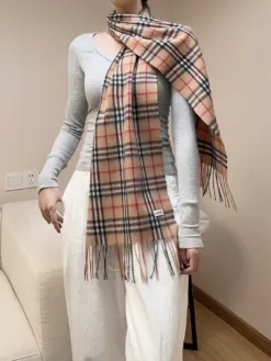 BURBERRY Scarves A0520260504620769