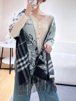 Alternative view of BURBERRY Scarves A15202605041025869