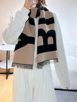 BURBERRY Scarves A2020260504236569