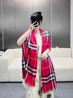 BURBERRY Scarves A2020260504396369