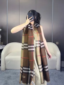 BURBERRY Scarves A2020260504756269