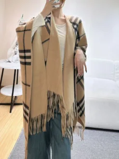 Alternative view of BURBERRY Scarves B3020260504875299